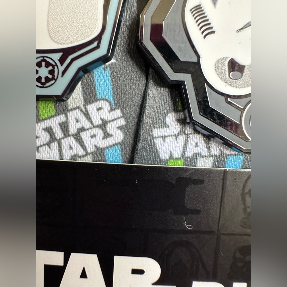 Dark Side Star Wars Disney Pins Starter Set with Lanyard and 4 Pins - Picture 7 of 8